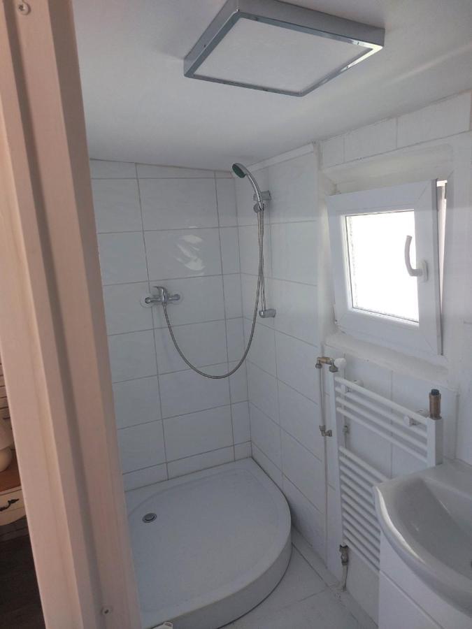 Hi-Bp Garden City Batsanyi Tiny House Near The City Train With Free Parking บูดาเปสต์ ภายนอก รูปภาพ