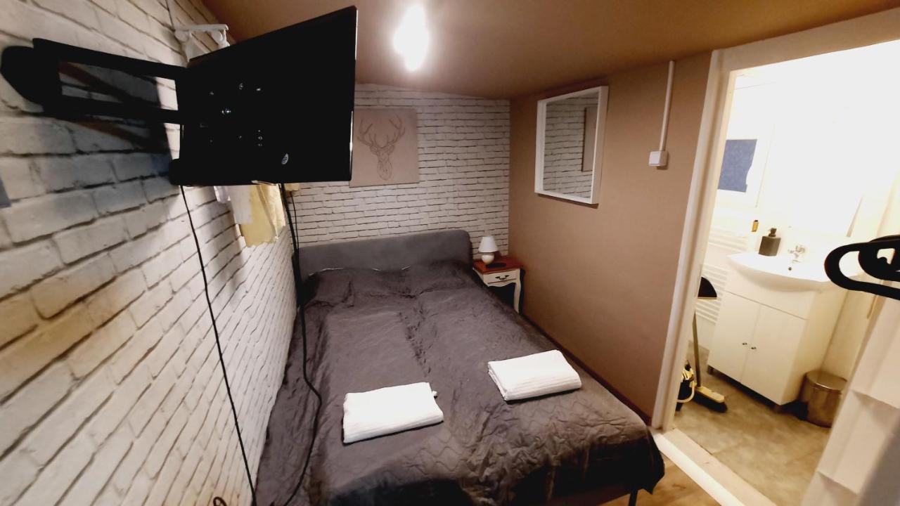 Hi-Bp Garden City Batsanyi Tiny House Near The City Train With Free Parking บูดาเปสต์ ภายนอก รูปภาพ