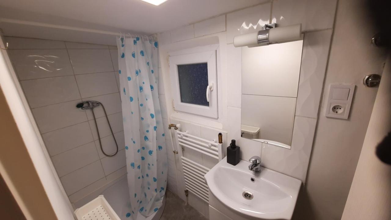 Hi-Bp Garden City Batsanyi Tiny House Near The City Train With Free Parking บูดาเปสต์ ภายนอก รูปภาพ