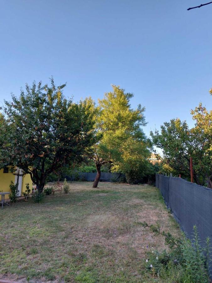 Hi-Bp Garden City Batsanyi Tiny House Near The City Train With Free Parking บูดาเปสต์ ภายนอก รูปภาพ