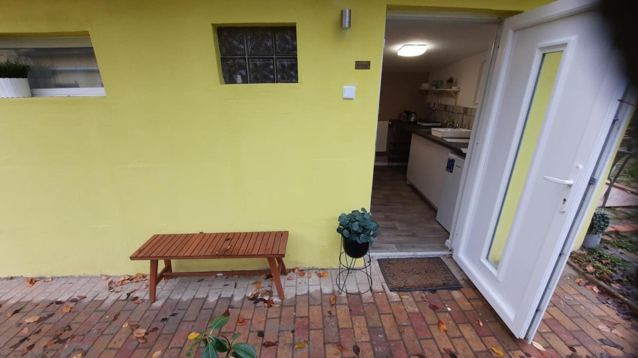 Hi-Bp Garden City Batsanyi Tiny House Near The City Train With Free Parking บูดาเปสต์ ภายนอก รูปภาพ