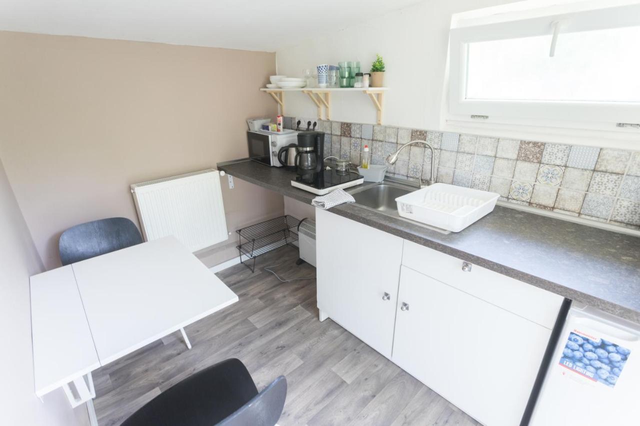 Hi-Bp Garden City Batsanyi Tiny House Near The City Train With Free Parking บูดาเปสต์ ภายนอก รูปภาพ
